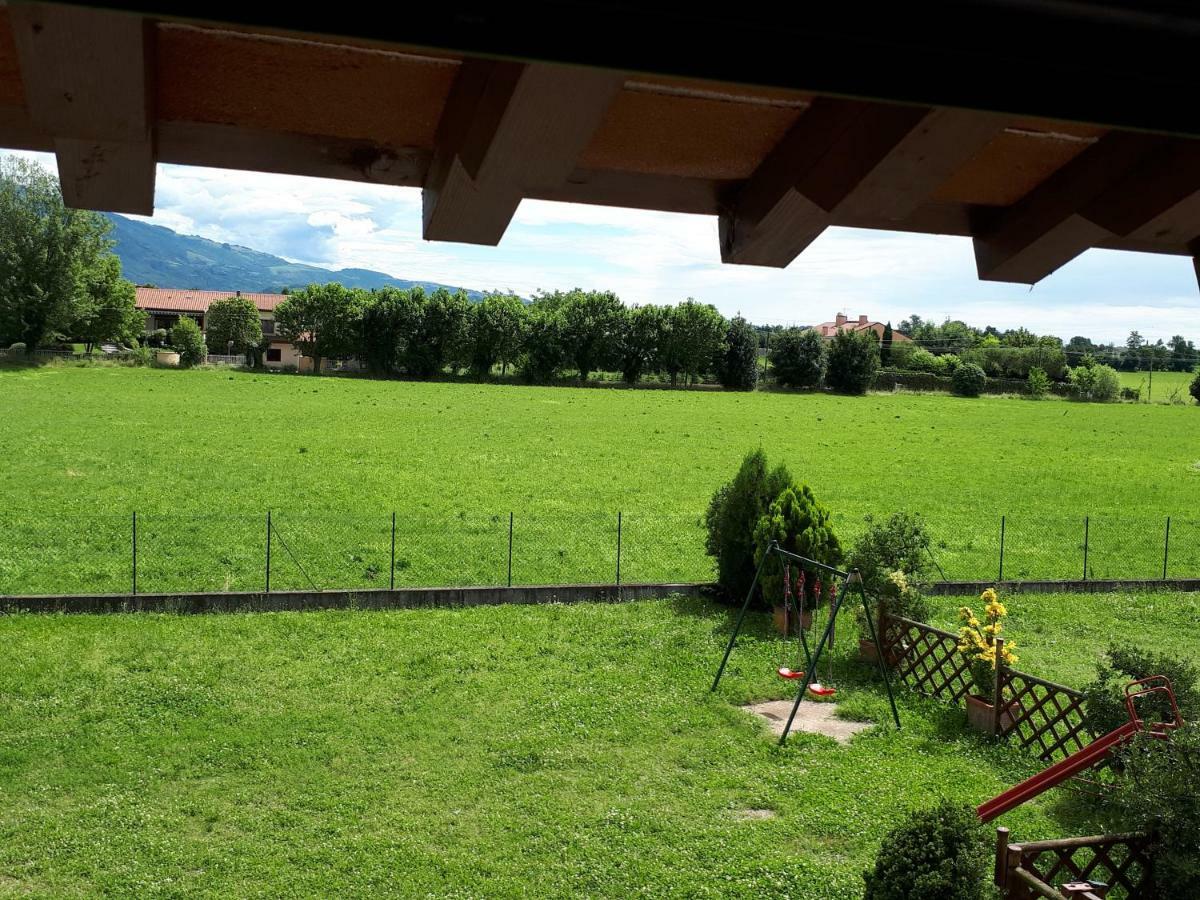 Agriturismo Cabrele Santorso Exteriör bild
